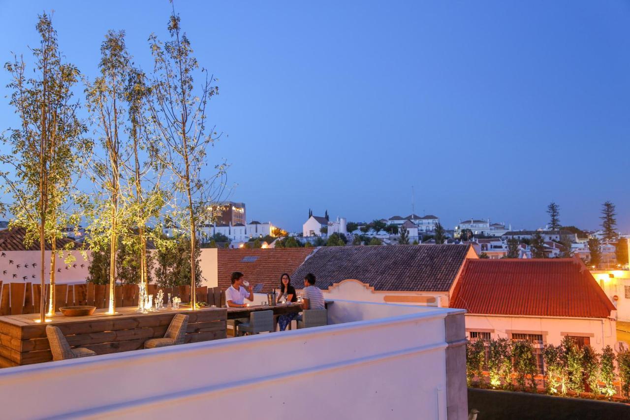 Colegio Charm House Guest House Tavira Bagian luar foto
